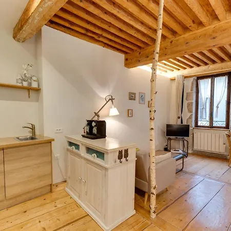 Apartment La Cour Filaterie - Of 30 Sq M In The Breakfast Included